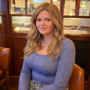 Meet your Posher, Lauren